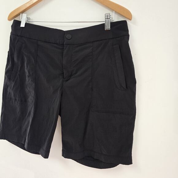 Athleta Trekkie Bermuda 2.0 Shorts Size 12 Black Quick Dry Pockets Hiking UPF30+ - Picture 2 of 10